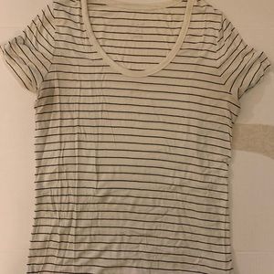 ✨MOVING SALE✨ Stripe Scoop Neck Top